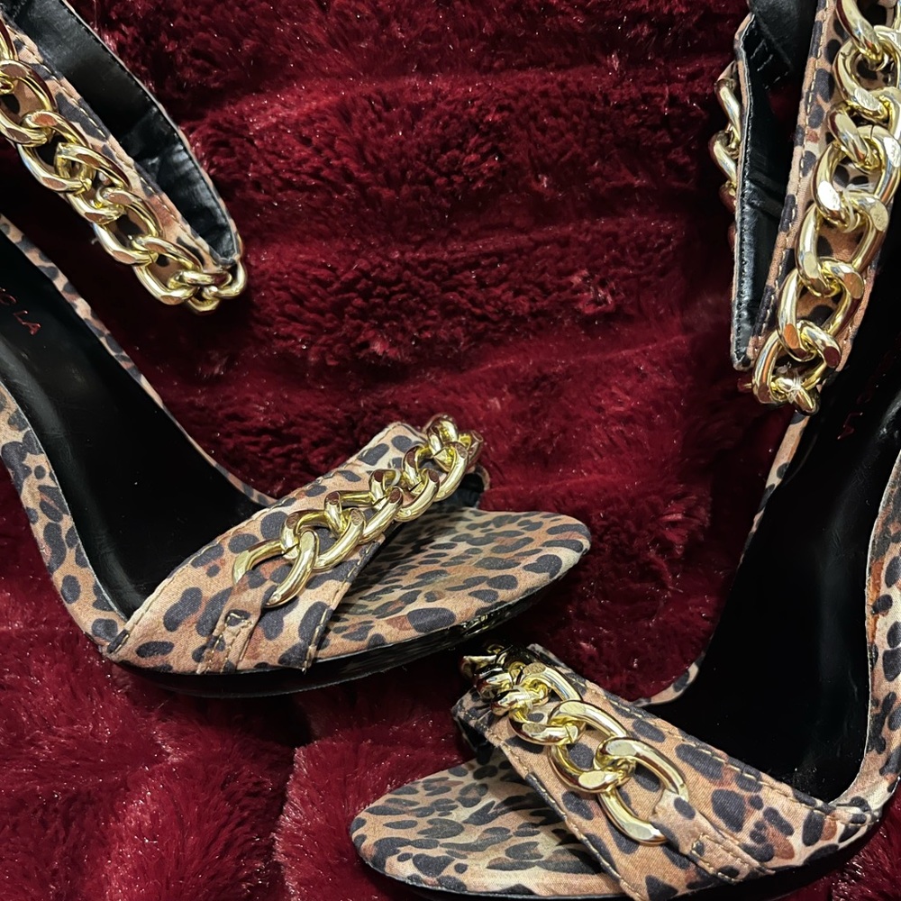 Leopard heels